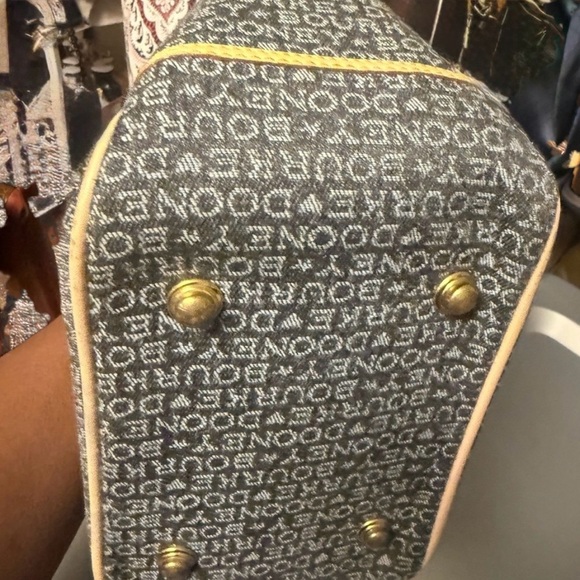 Dooney & Bourke Gray and Tan Signature Tote Small - Picture 4 of 12